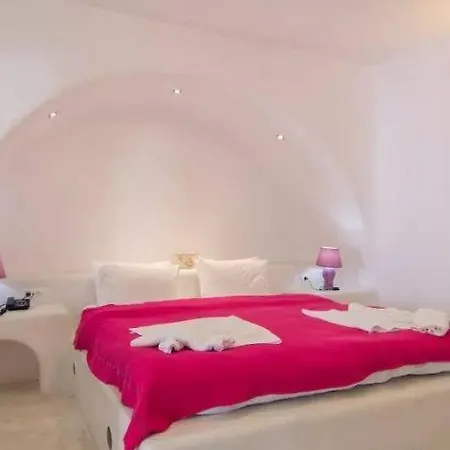 Great Santorini Villa Votsalo Air Conditioning 2 Bedrooms Thira فيلة إيميروفيغلي